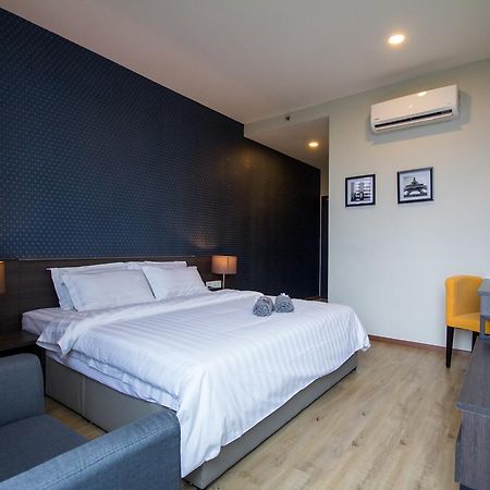 Omg Hotel Simpang Ampat  Экстерьер фото